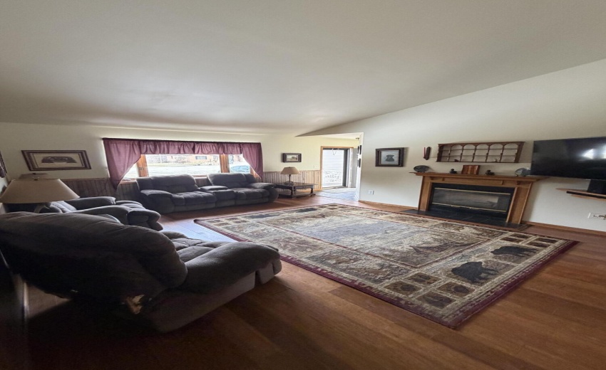 20260214_184352843_iOS