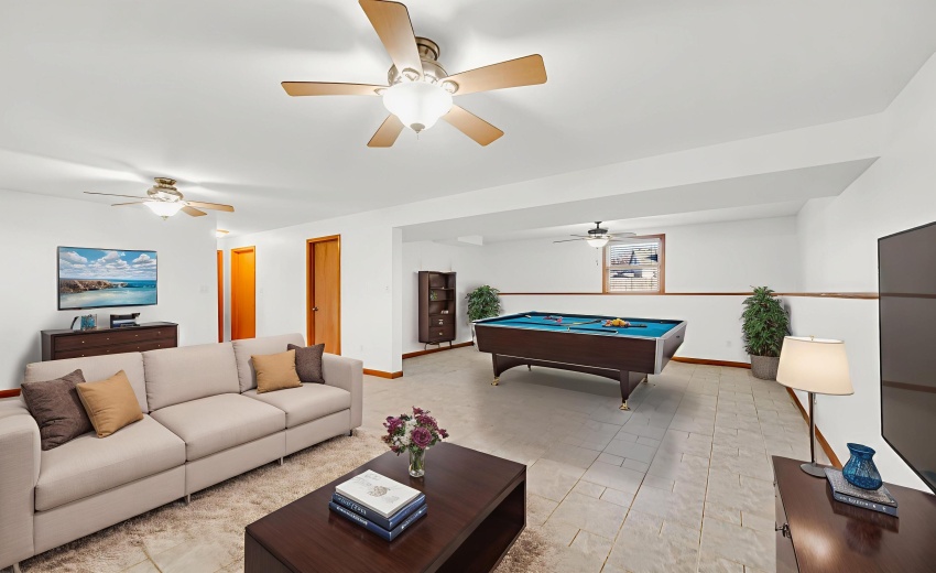 DSC06891 - Living Room - Standard - 10