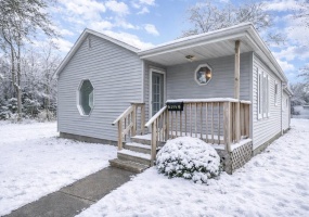 2901 New York Street, Lake Station, Indiana, 3 Bedrooms Bedrooms, 8 Rooms Rooms,1 BathroomBathrooms,Residential,For Sale,New York,NRA832812