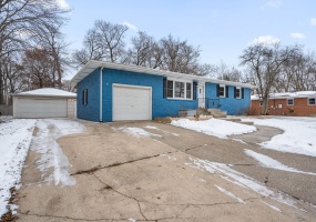 2331 Venus Street, Portage, Indiana, 4 Bedrooms Bedrooms, 7 Rooms Rooms,3 BathroomsBathrooms,Residential,For Sale,Venus,NRA832274 2331 Venus Street, Portage, Indiana, 4 Bedrooms Bedrooms, 7 Rooms Rooms,3 BathroomsBathrooms,Residential,For Sale,Venus,NRA832274