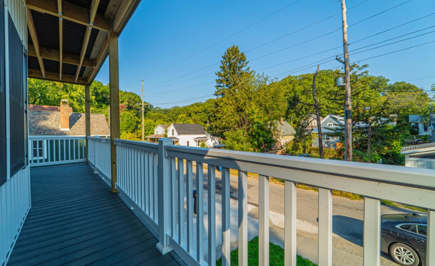 porch off of primary
