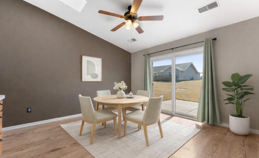 AC18A643-863E-47FE-8374-66BED885295A