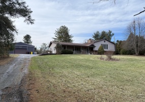 368 600, Hebron, Indiana, 3 Bedrooms Bedrooms, 9 Rooms Rooms,3 BathroomsBathrooms,Residential,For Sale,600,NRA832956 368 600, Hebron, Indiana, 3 Bedrooms Bedrooms, 9 Rooms Rooms,3 BathroomsBathrooms,Residential,For Sale,600,NRA832956