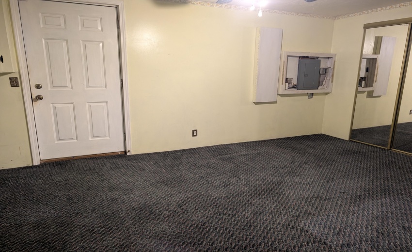 PXL_20251217_202354792