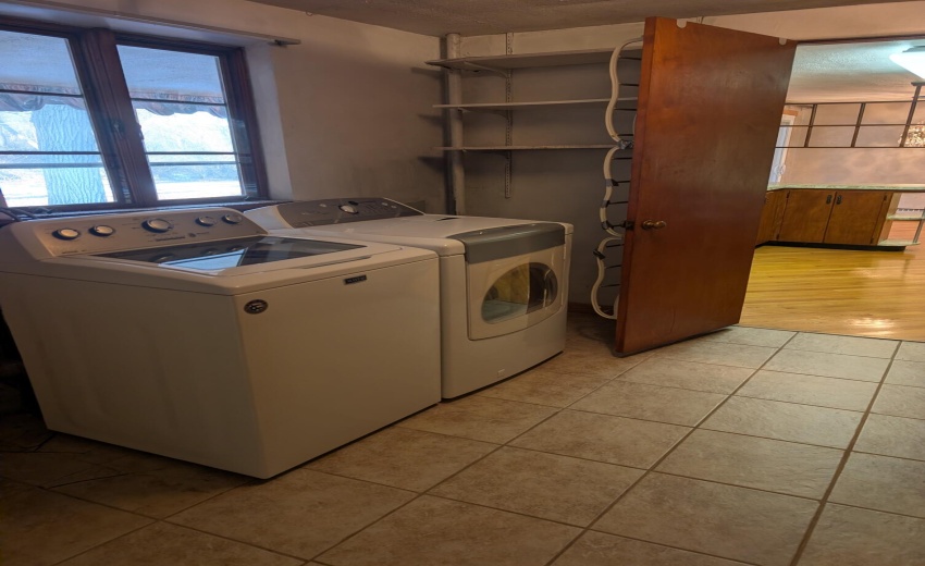 PXL_20251217_202347185