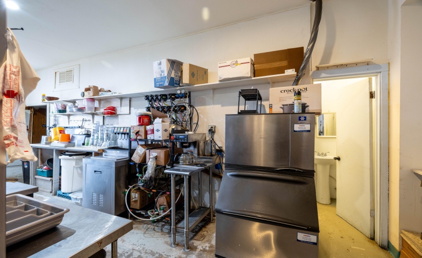 111 W UNION ST GOODLAND-13