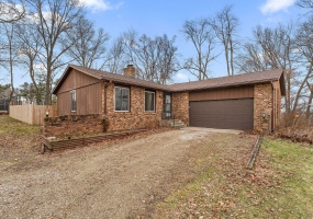 111 Young Street, Hanna, Indiana, 3 Bedrooms Bedrooms, 5 Rooms Rooms,1 BathroomBathrooms,Residential,For Sale,Young,NRA833118