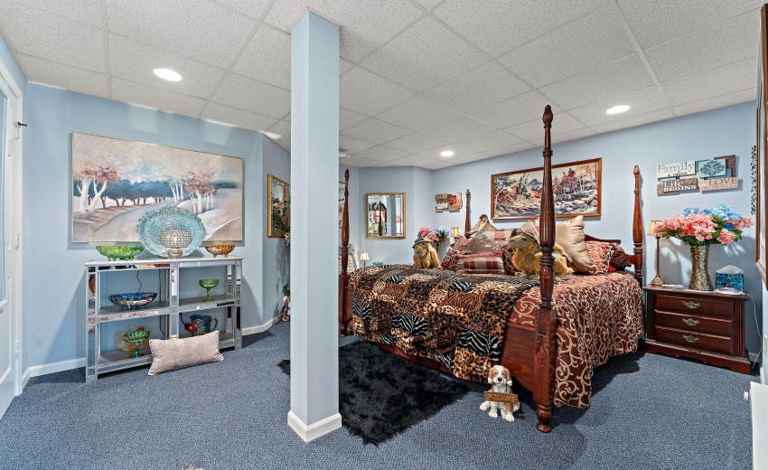 Bedroom 5 (no window)