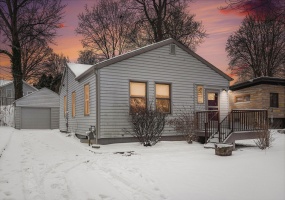 614 Vine Street, La Porte, Indiana, 3 Bedrooms Bedrooms, 6 Rooms Rooms,2 BathroomsBathrooms,Residential,For Sale,Vine,NRA833141 614 Vine Street, La Porte, Indiana, 3 Bedrooms Bedrooms, 6 Rooms Rooms,2 BathroomsBathrooms,Residential,For Sale,Vine,NRA833141