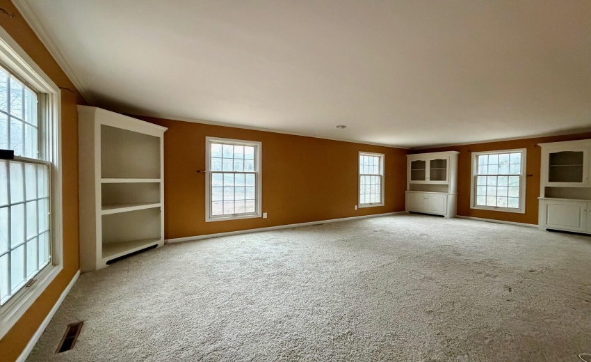 6b97c32c-65e2-4146-a049-235306272f46