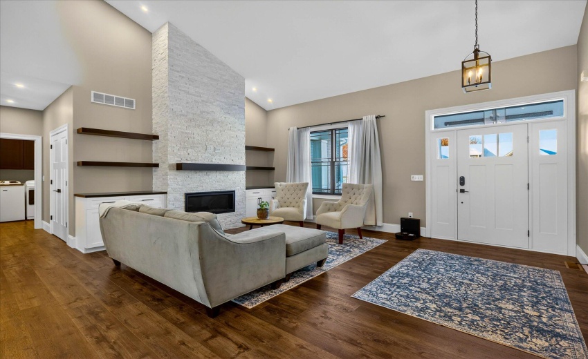 09-09-53736-Terre-Verde-Hills-Ct-South-B