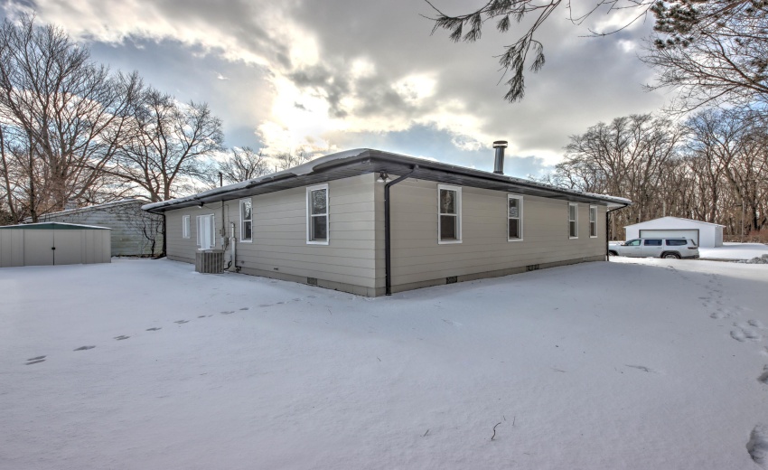 IMG_6129_30_31_32_33_34Interior 3