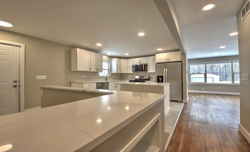 IMG_6027_28_29_30_31_32Interior 3