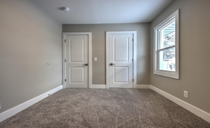 IMG_6093_4_5_6_7_8Interior 3