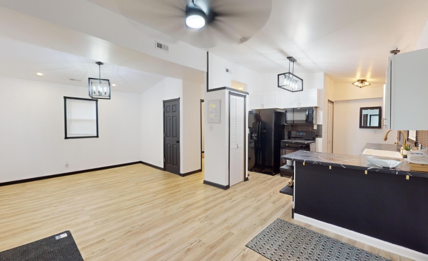 737-E-47th-Ave-05202024_001716