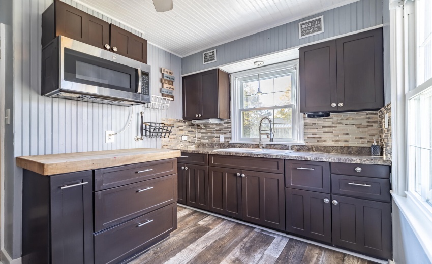 Kitchen Olcott Ave-21