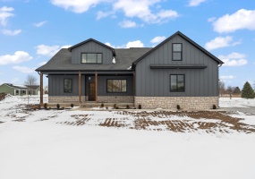 3979 Tomahawk Circle, La Porte, Indiana, 4 Bedrooms Bedrooms, 8 Rooms Rooms,3 BathroomsBathrooms,Residential,For Sale,Tomahawk,NRA833215