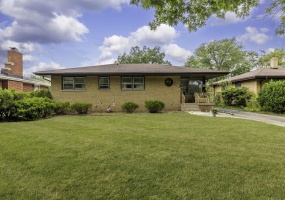 8546 Hohman Avenue, Munster, Indiana, 3 Bedrooms Bedrooms, 6 Rooms Rooms,2 BathroomsBathrooms,Residential,For Sale,Hohman,NRA833306