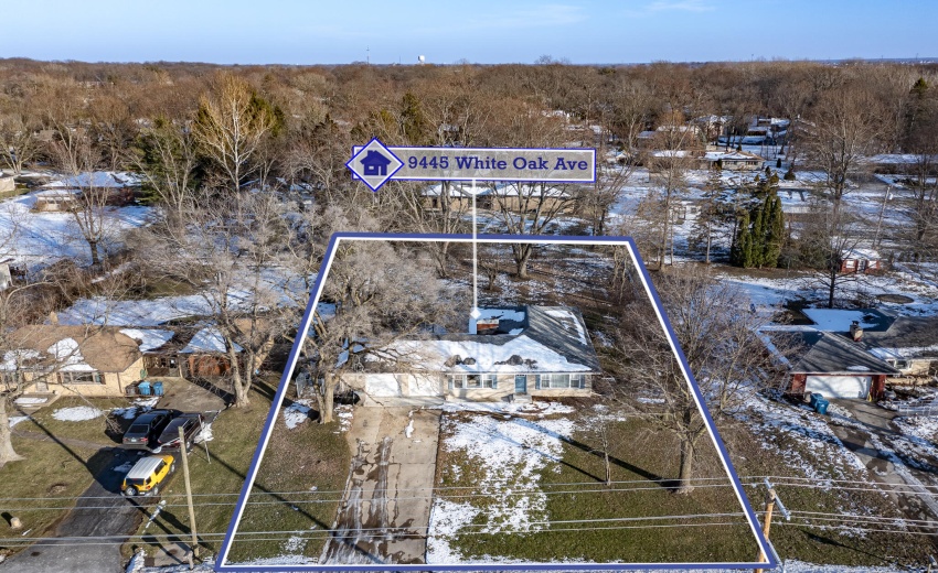 9445 White Oak Ave-38 with border
