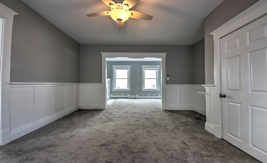 IMG_6615_16_17_18_19_20Interior 3