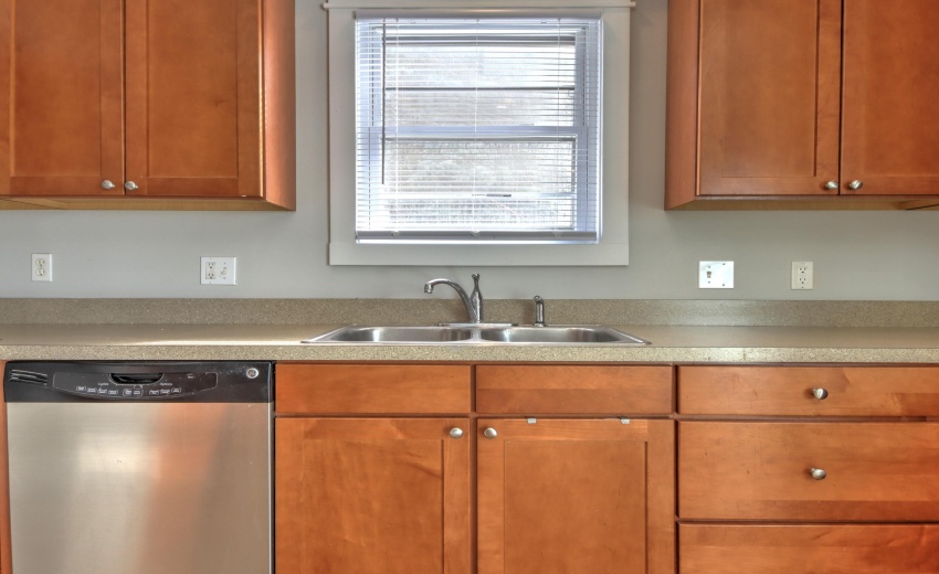 IMG_6633_4_5_6_7_8Interior 3