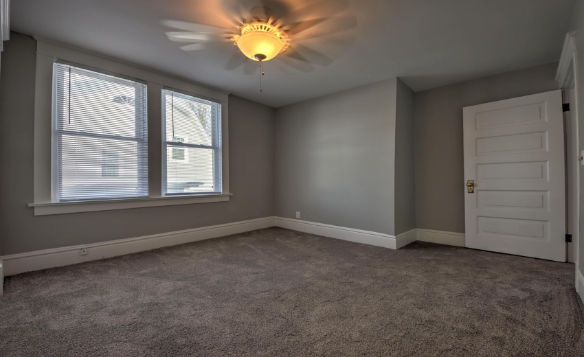 IMG_6687_88_89_90_91_92Interior 3