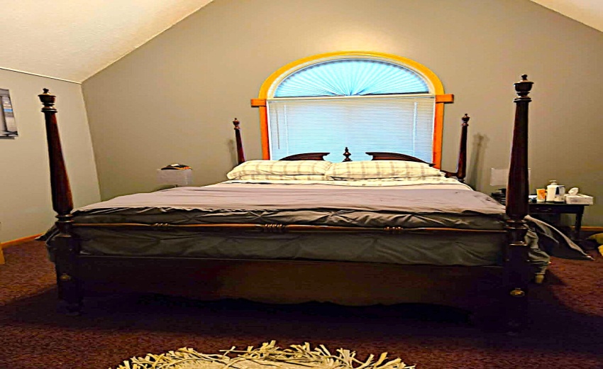 dunlap master bed