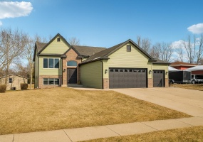 2235 Coldspring Road, Crown Point, Indiana, 4 Bedrooms Bedrooms, 8 Rooms Rooms,3 BathroomsBathrooms,Residential,For Sale,Coldspring,NRA833564