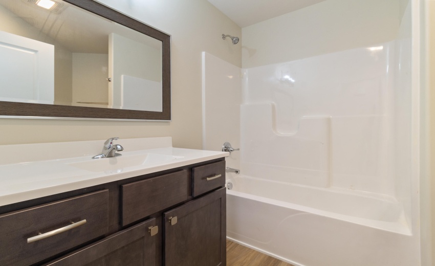 9448 hall bath