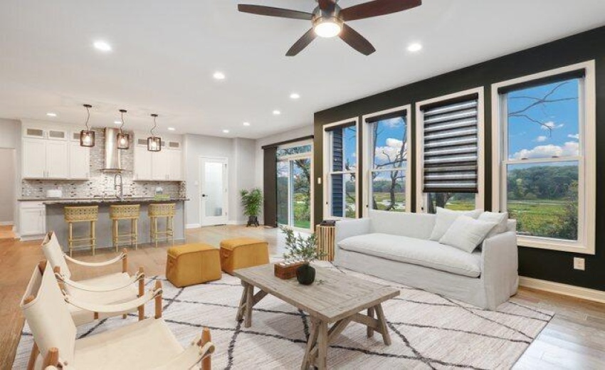 04-FARMHOUSE_FAMILY_ROOM_001