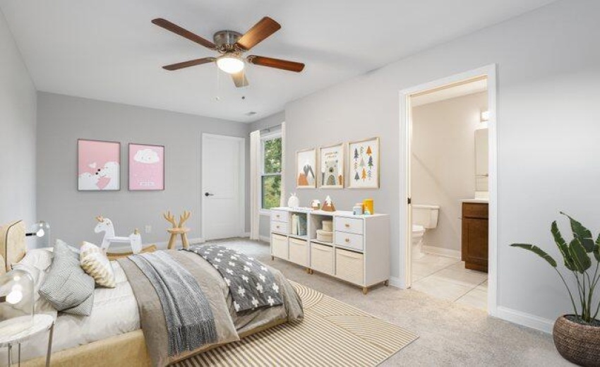 18-TRADITIONAL_KID_ROOM_001