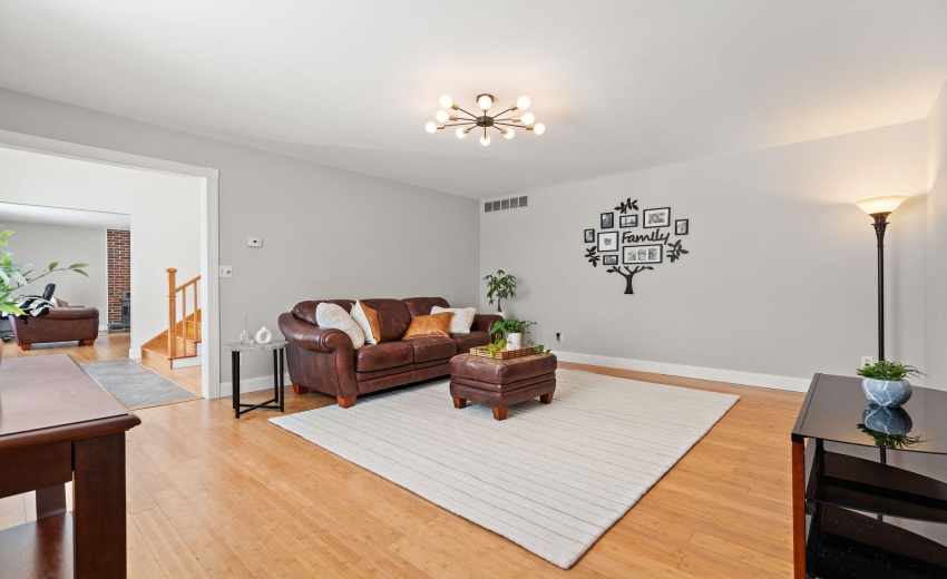 24-web-or-mls-DSC07542