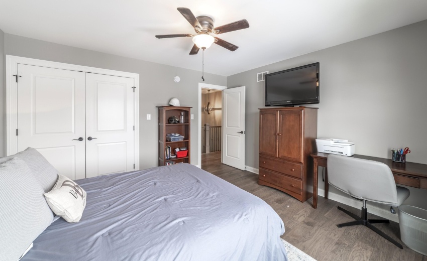 JSecondBed107th Lane0042