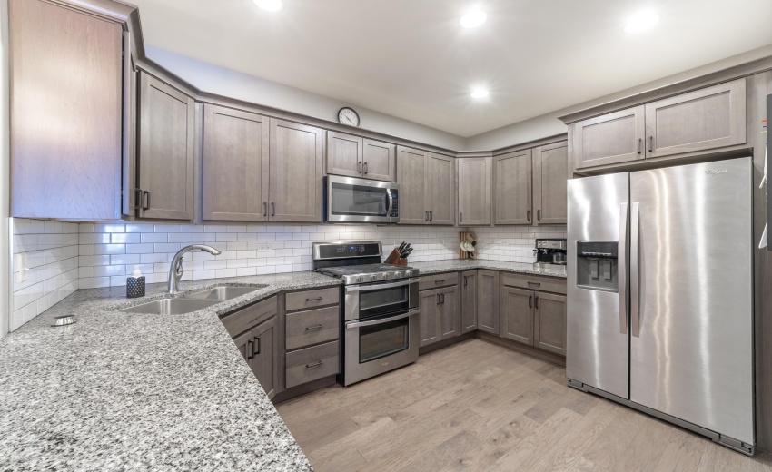 EKitchen107th Lane0004