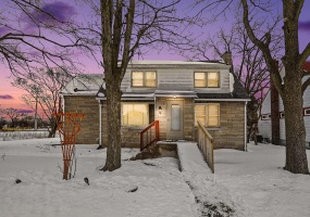 606 Hoyt Street, Michigan City, Indiana, 4 Bedrooms Bedrooms, 8 Rooms Rooms,2 BathroomsBathrooms,Residential,For Sale,Hoyt,NRA833752