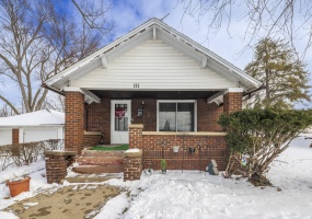 111 Ridgeland Avenue, Michigan City, Indiana, 2 Bedrooms Bedrooms, 9 Rooms Rooms,2 BathroomsBathrooms,Residential,For Sale,Ridgeland,NRA833766