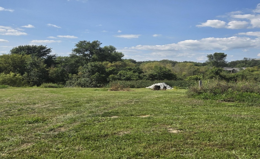lot 2