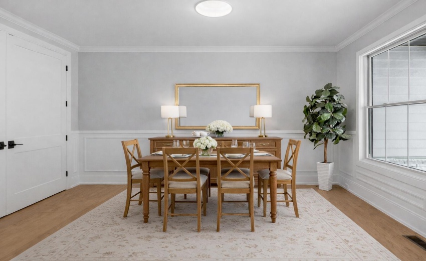 9720 Dining Room Staged
