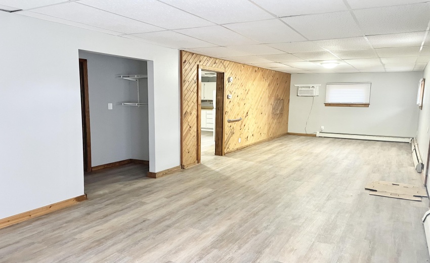 B6E90B16-78B6-4A03-B6F5-E8D3E0429A46