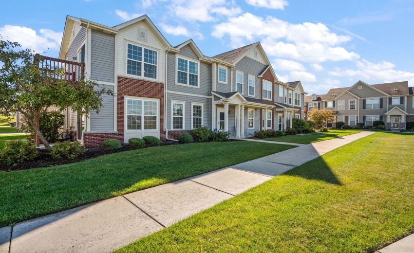 Exterior - 2nd Floor Condo