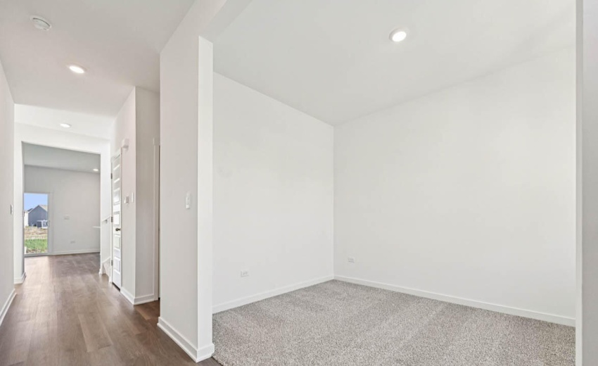 18-web-or-mls-Overland_Dr-S1810-018