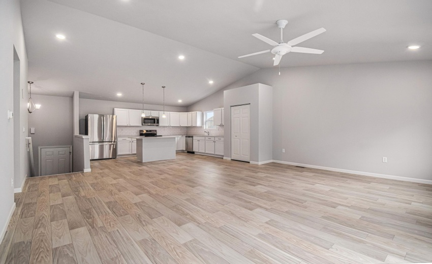 MFP024-i2060-Great Room1