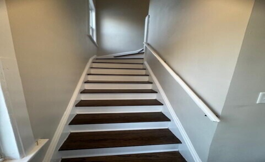 Max Properties 4257 Van Buren Photo 12