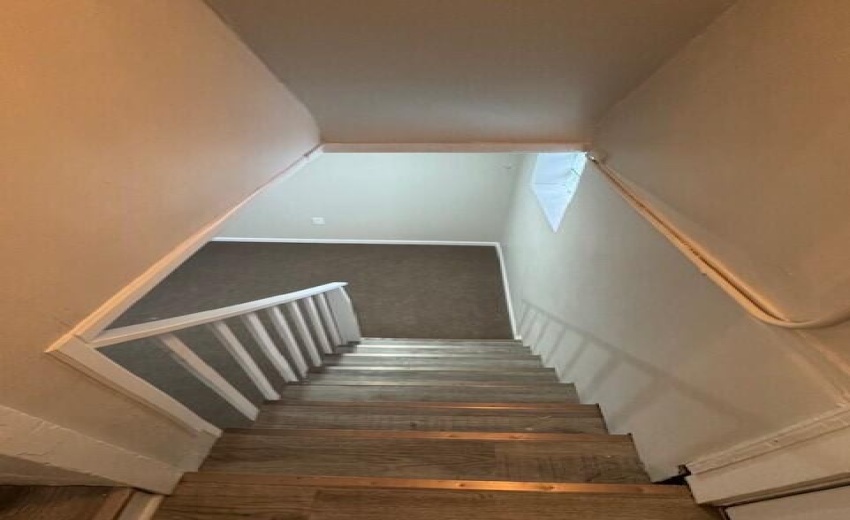 Max Properties 4257 Van Buren Photo 19