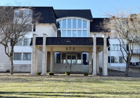 8750 Harrison Avenue, Munster, Indiana, 2 Bedrooms Bedrooms, 5 Rooms Rooms,2 BathroomsBathrooms,Residential Lease,For Sale,Harrison,NRA832139