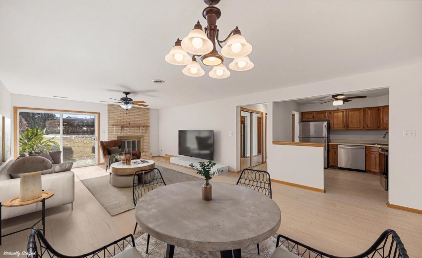 Property_F2AD_11-web-or-mls-DDP_9372_16-