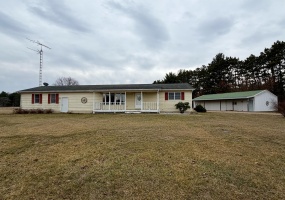 5831 700, Winamac, Indiana, 2 Bedrooms Bedrooms, 5 Rooms Rooms,2 BathroomsBathrooms,Residential,For Sale,700,NRA834178