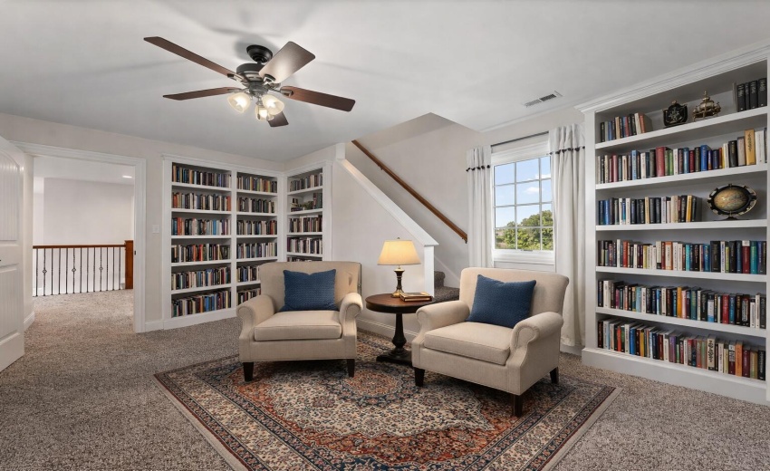 Upstairs Loft Option