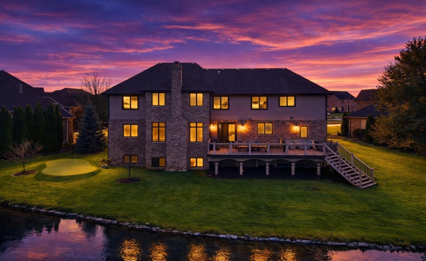 backyard twilight.png