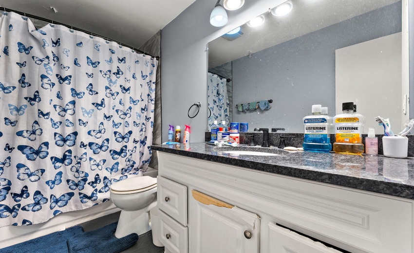 1142 W 72nd Ln full bathroom